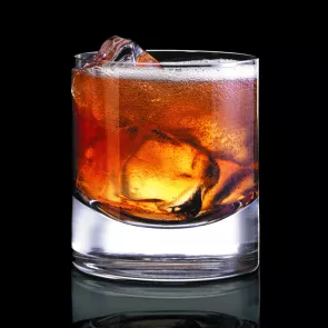 Glass of Maker's Mark® & Ginger with ice